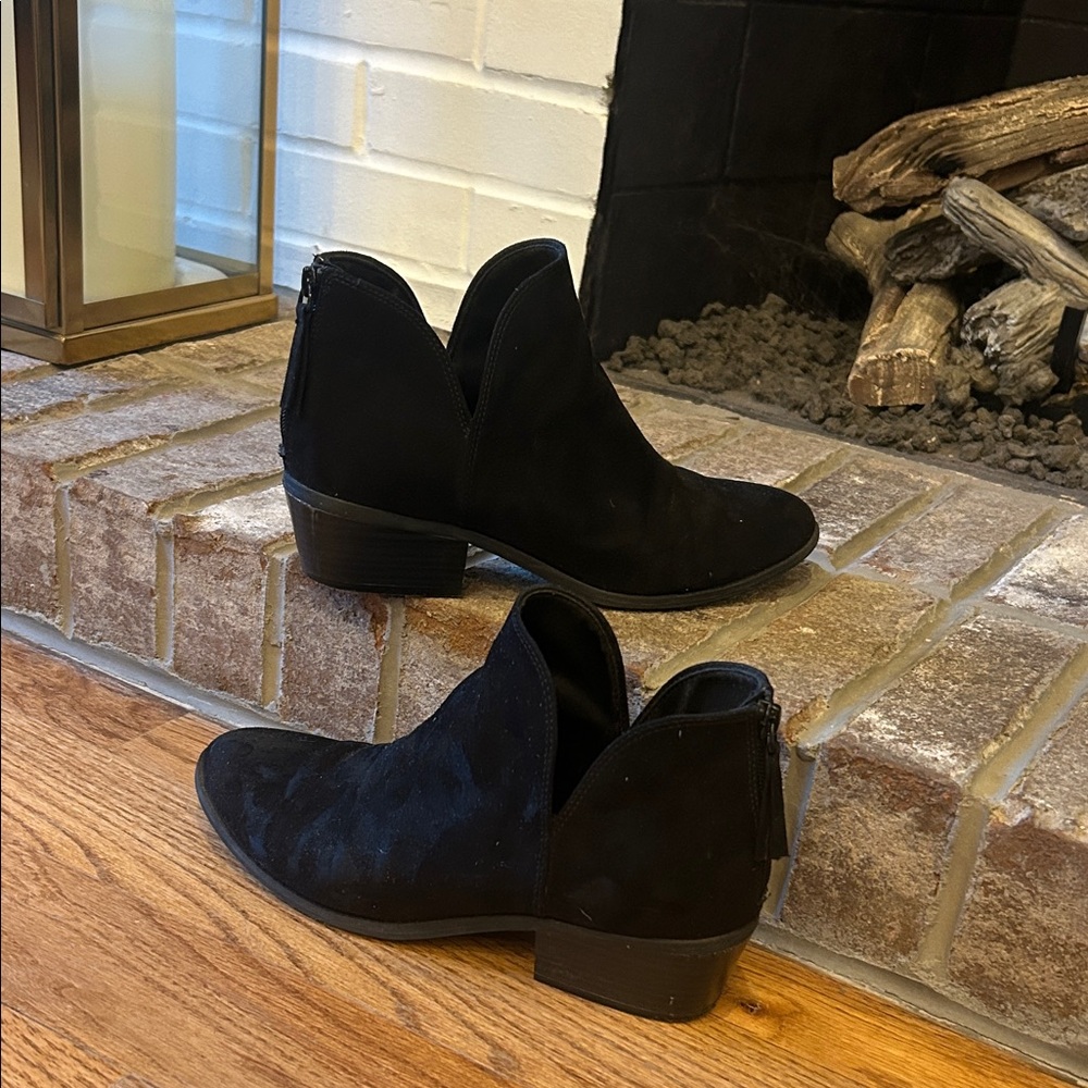 Old Navy Black Ankle Booties